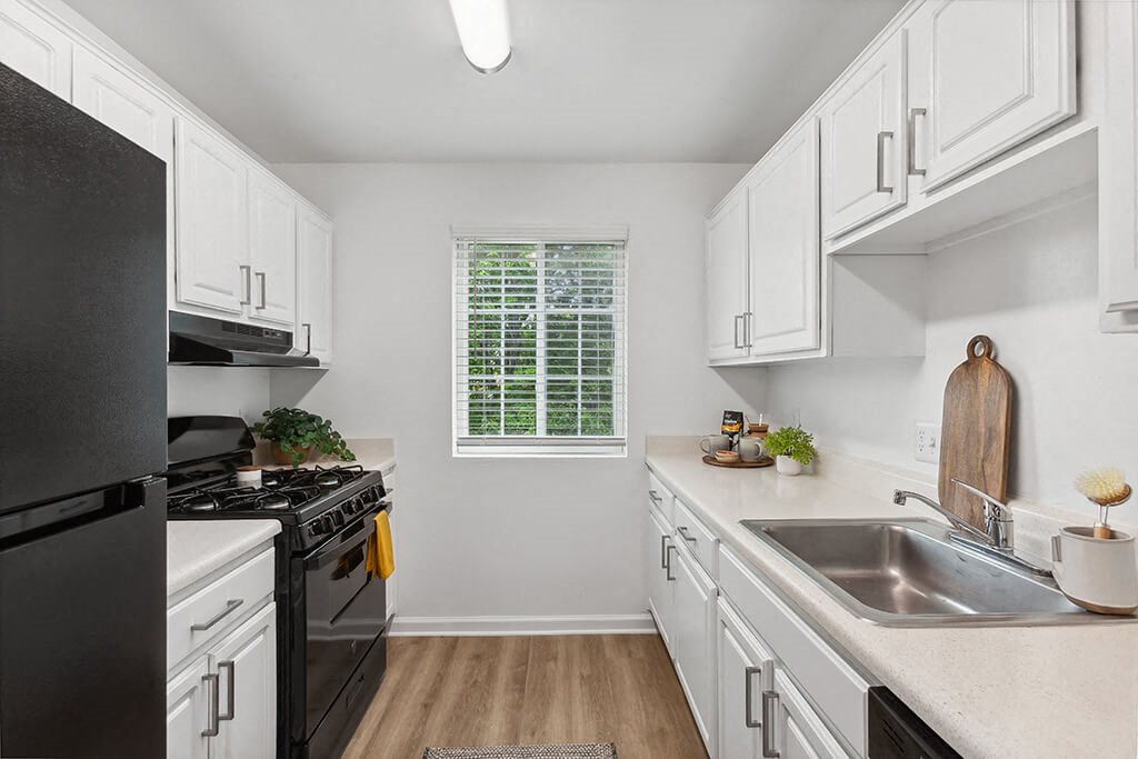 Kitchen at Leesburg Apartments in Leesburg VA